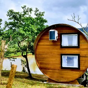 Alojamento de Turismo Selvagem Casinha Do Pomar, Rio Forcação